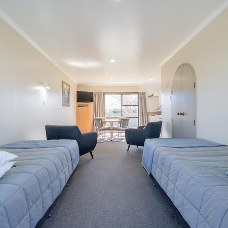 Te Anau Motel & Apartments Екстер'єр фото