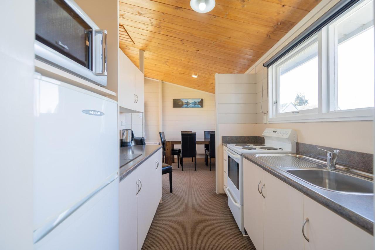 Te Anau Motel & Apartments Екстер'єр фото