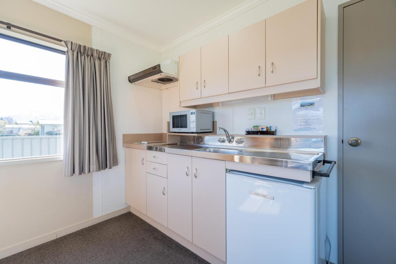 Te Anau Motel & Apartments Екстер'єр фото