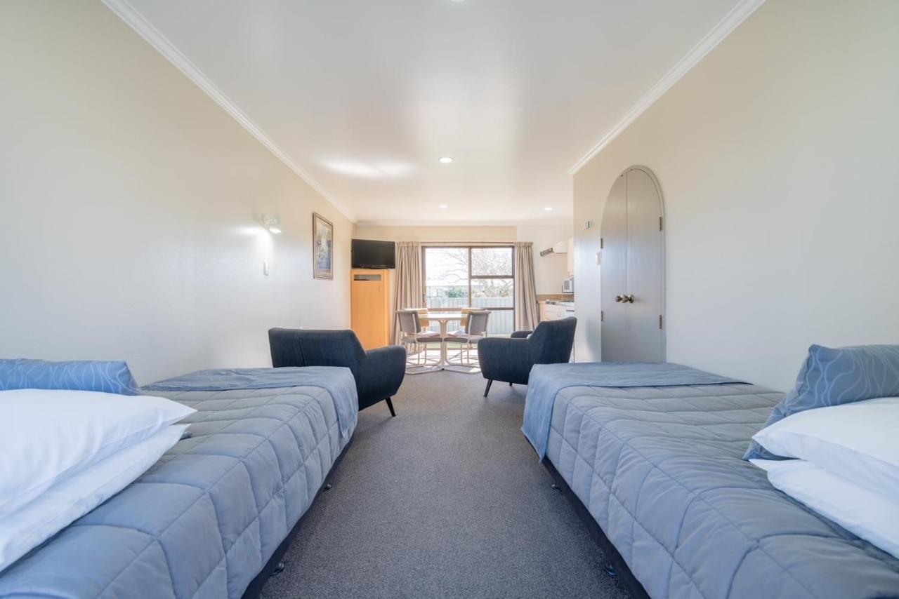 Te Anau Motel & Apartments Екстер'єр фото